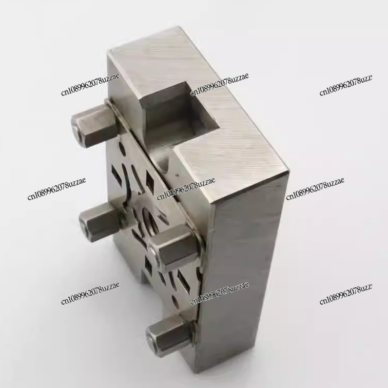 Fixation de pièces Standard à  - Office Furniture And Fixtures avis et prix